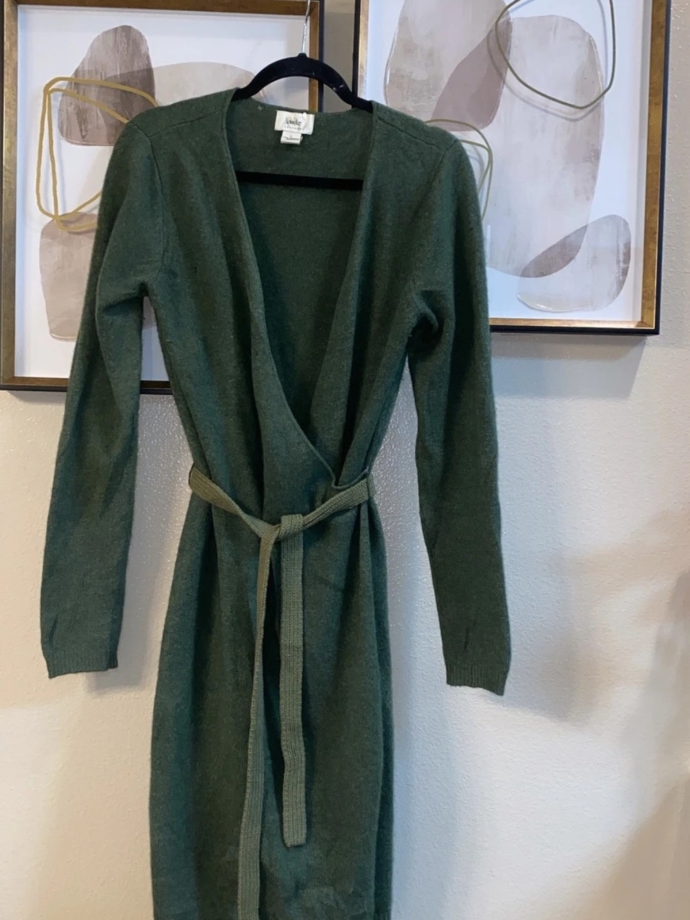 100% Cashmere Neiman Markus Long Cardigan Robe Olive Green